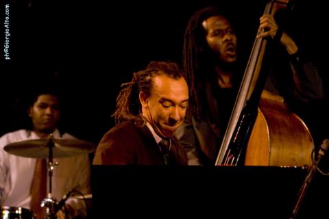 Gerald Clayton Trio 