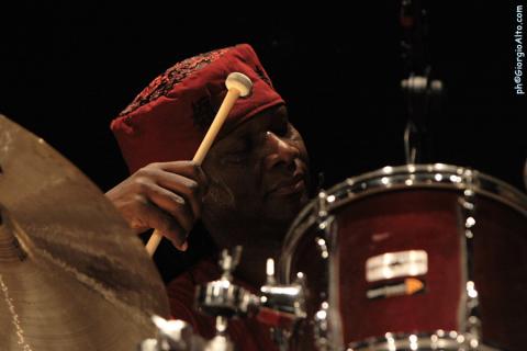 Hamid Drake