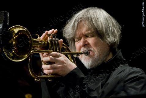 Tom Harrell